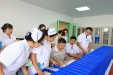 自治区卫生健康委组织20名专家到崇左市人民医院开展创等达标督导工作