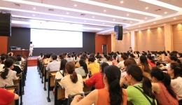 市人民医院举行医院感染实时监控系统使用培训