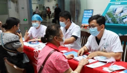 【我为群众办实事】我院开展皮肤科义诊活动
