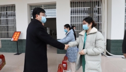 【情暖“疫”线】市人民医院慰问正在支援凭祥市疫情防控医务人员