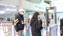 市人民医院启用智能防控门禁管理系统，助力疫情防控