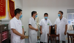 专家人才崇左行|俄罗斯自然科学院士 任晓平教授到市人民医院指导交流