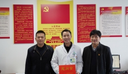 市委市直机关工委副书记陆志敏到市人民医院慰问优秀人才