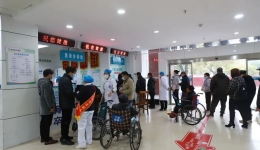 最强“医”靠，急诊科医护人员的坚守